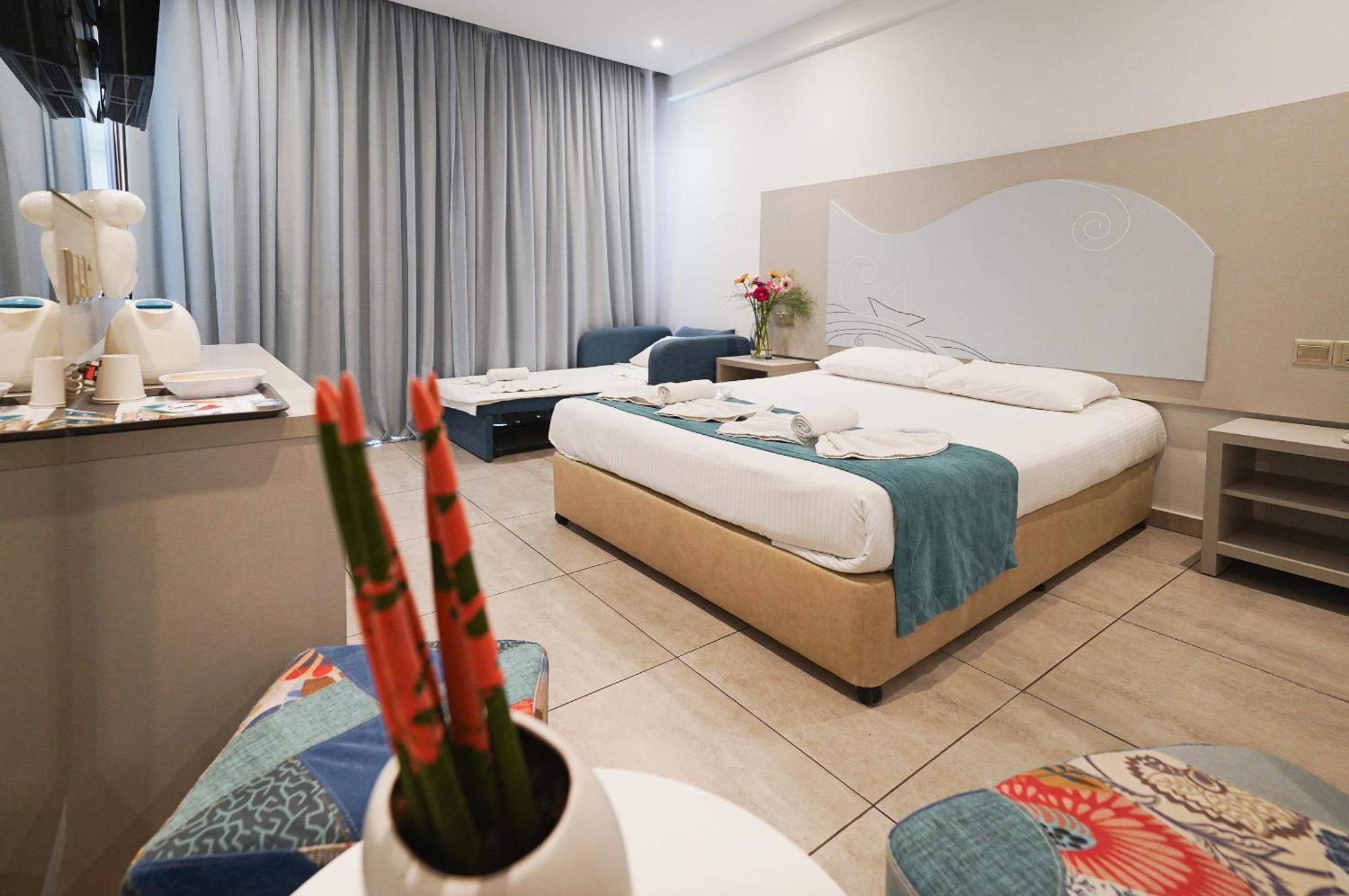 Nicholas Color Hotel Ayia Napa Exterior foto